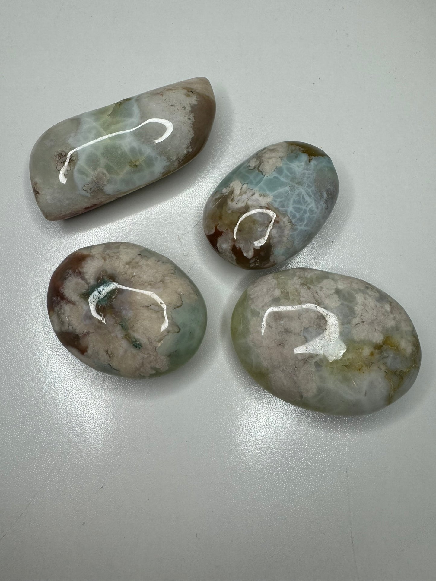 Flower Agate Palm Stones